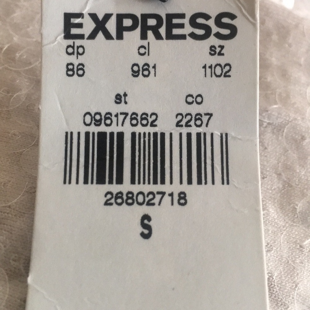 Sequin - Picture 4 of 4